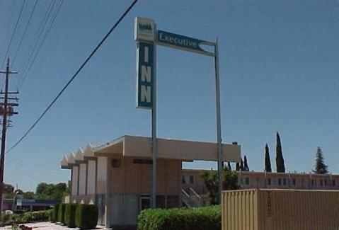 Antioch Executive Inn 外观 照片