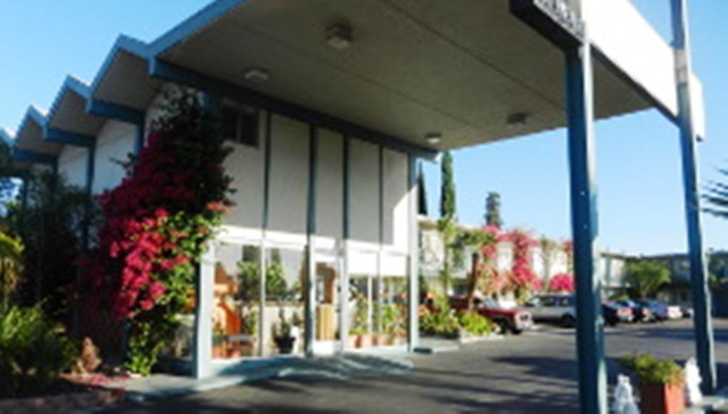 Antioch Executive Inn 外观 照片